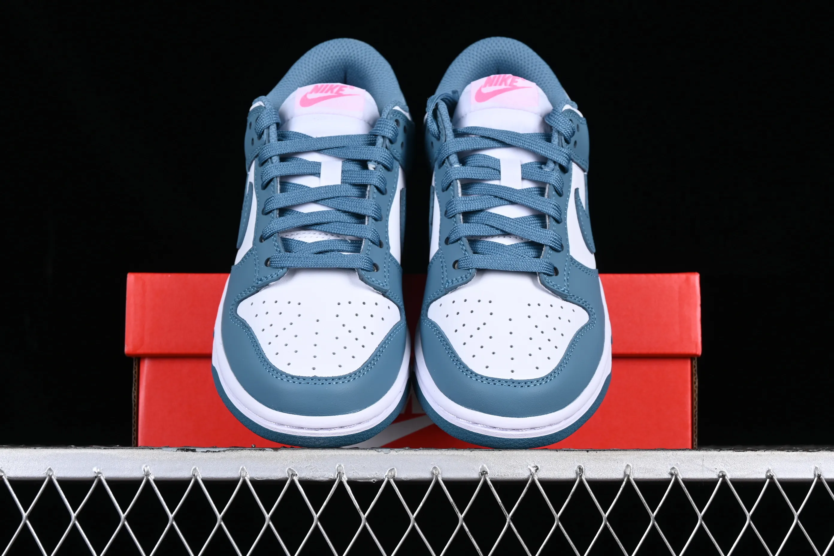 All categories Nk SB Dunk series Nk SB Dunk Low low-top sneakers Nk Dunk Low "South Beach" South Coast color SB low-top casual sneakers FJ0739-100